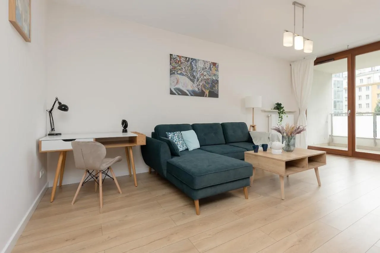 Chłodna Apartment European Square Warsaw by Renters 0*,  Polska