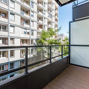 Aleja Solidarnosci 60b Apartament